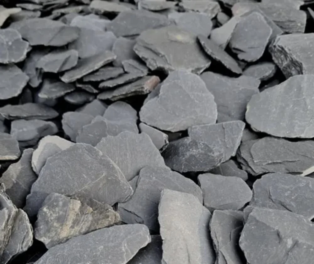 Black Ardesia Slate Chip 30/70mm 25kg Bag