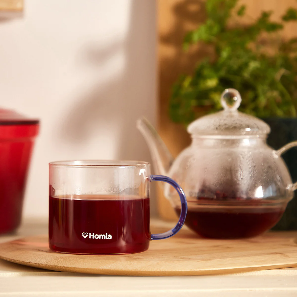 Homla Glossy Glass Mug Transparent Blue Handle 0.44L - Image 3